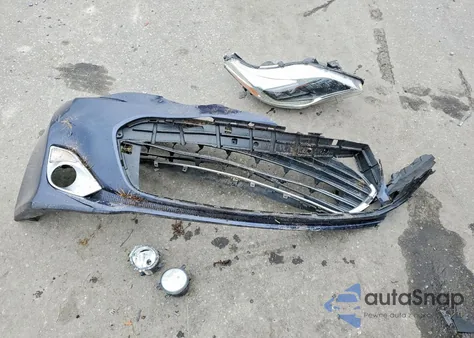 2015 Toyota Avalon Limited z USA, uszkodzony, nr VIN 4T1BK1EB5FU177417